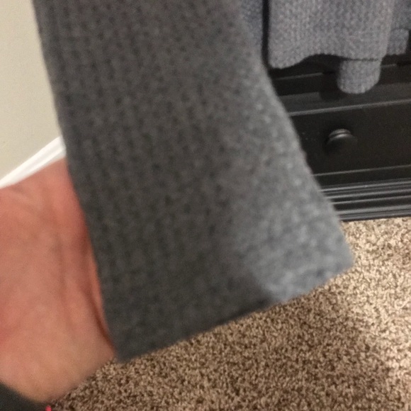 GRAY EXPRESS SWEATER - Picture 4 of 5